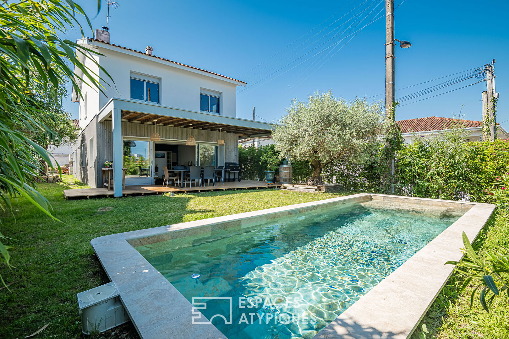 Charmante Maison familiale au Coeur de Caudéran avec jardin et piscine
