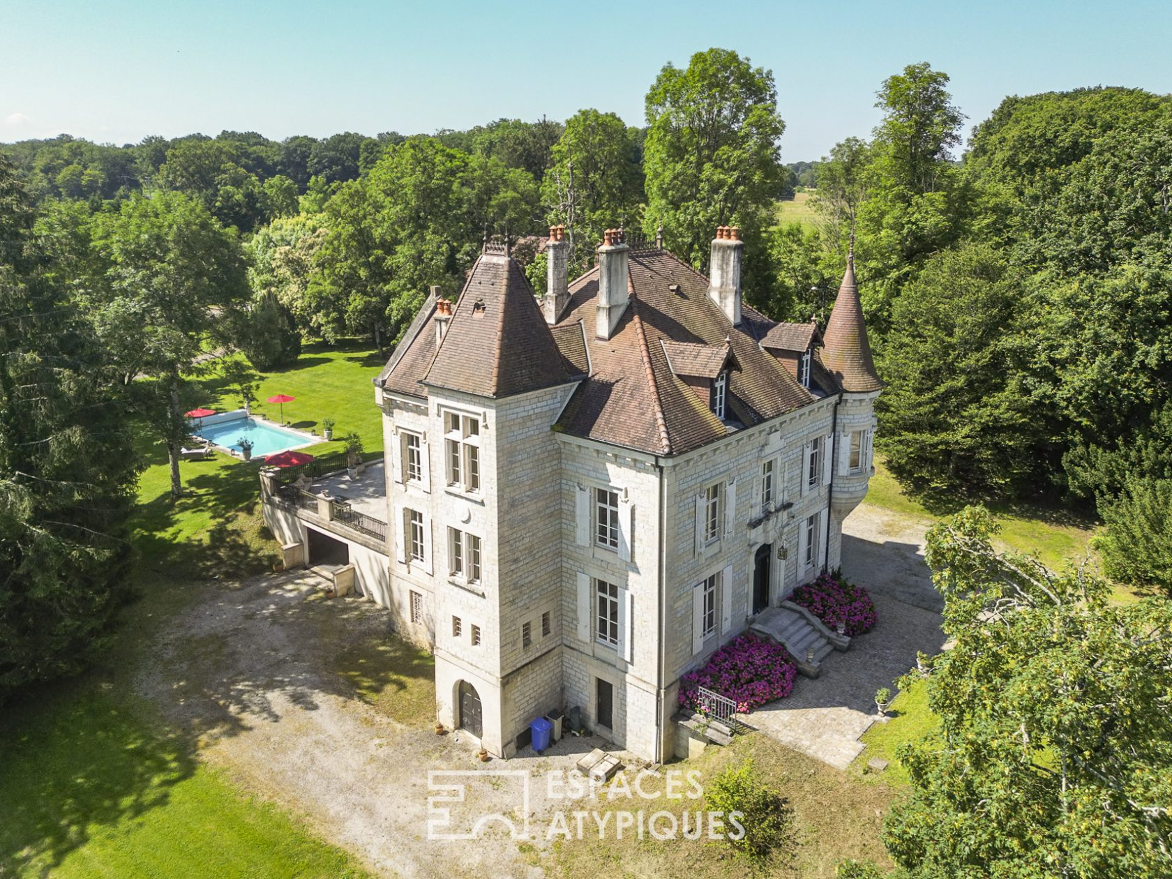 French elegance in this 19th century castle