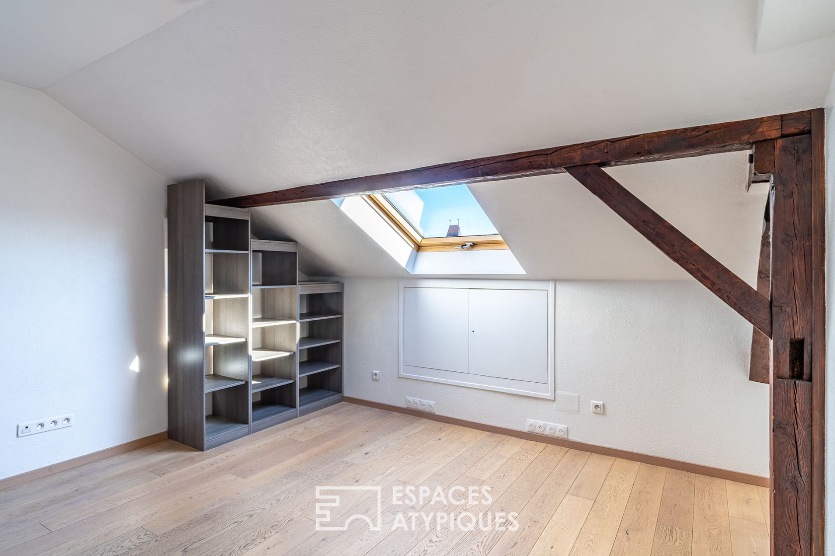 Duplex apartment with rooftop terrace in the heart of the Neustadt