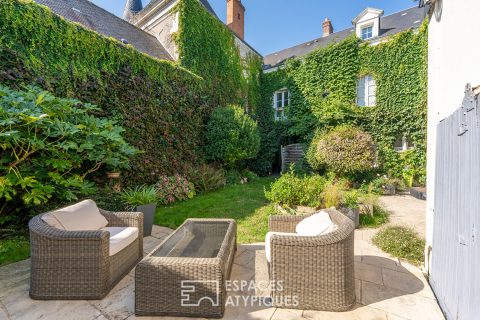 Maison ancienne rénovée en centre bourg avec jardin