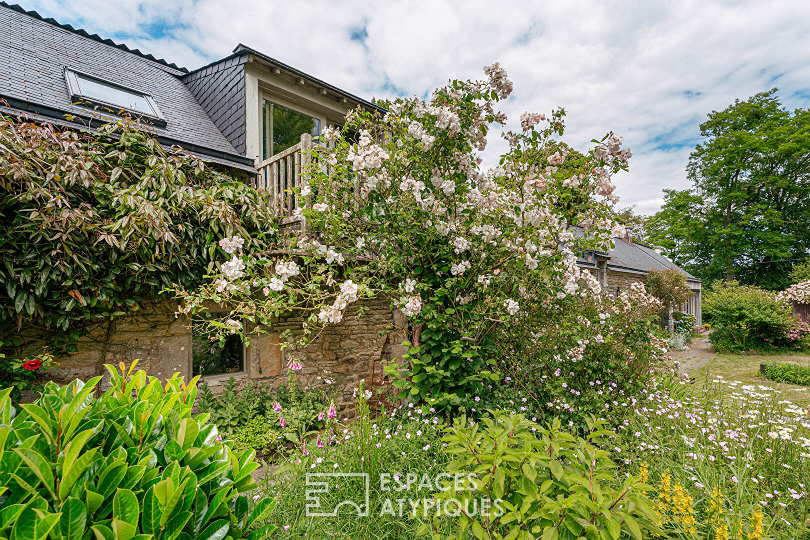 Petit Paradis sur un hectare et demi de campagne