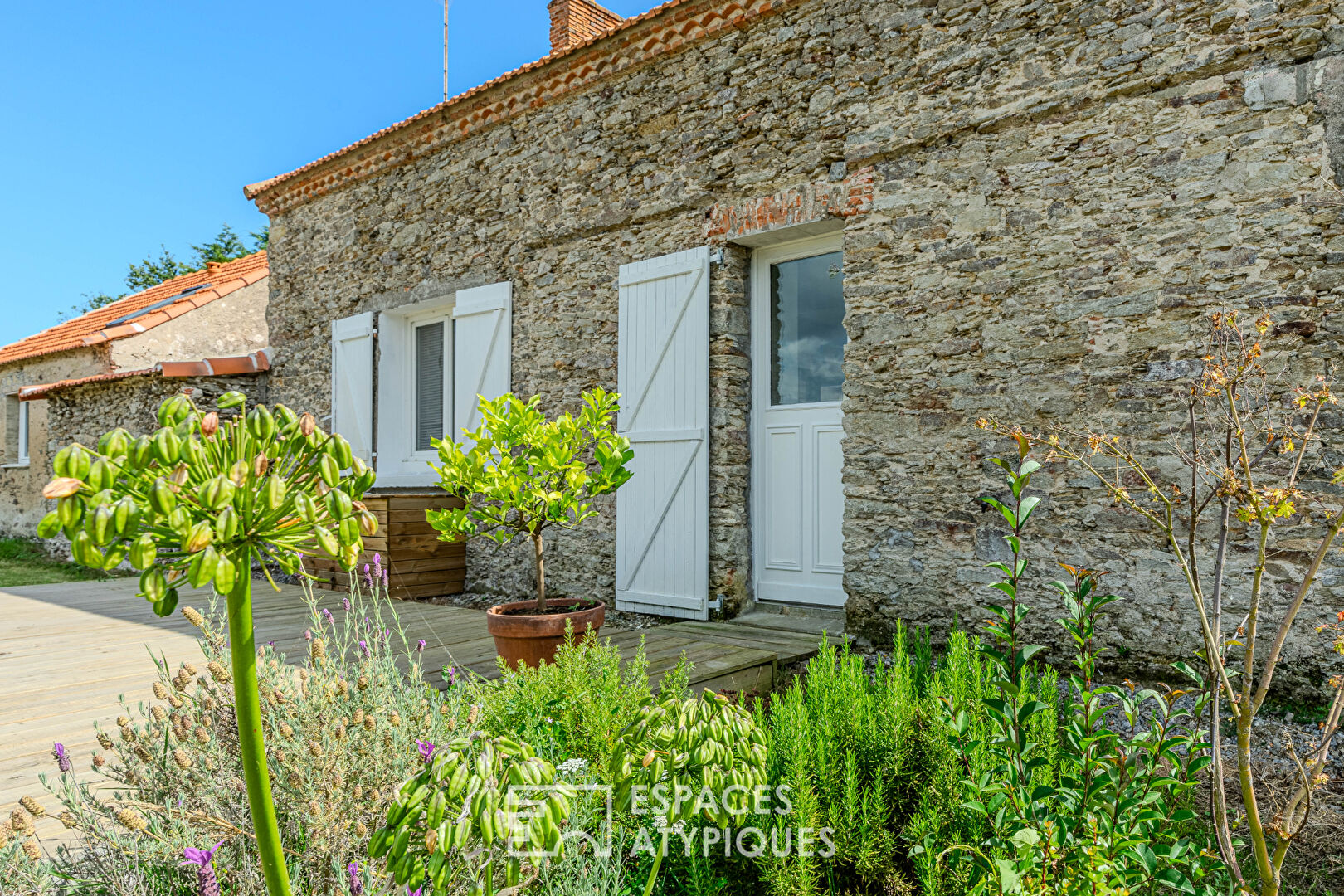 Charming renovated farmhouse