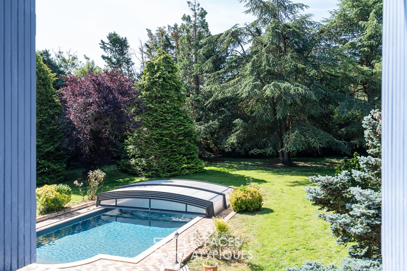 Very beautiful family house with swimming pool and jacuzzi near Clairefontaine