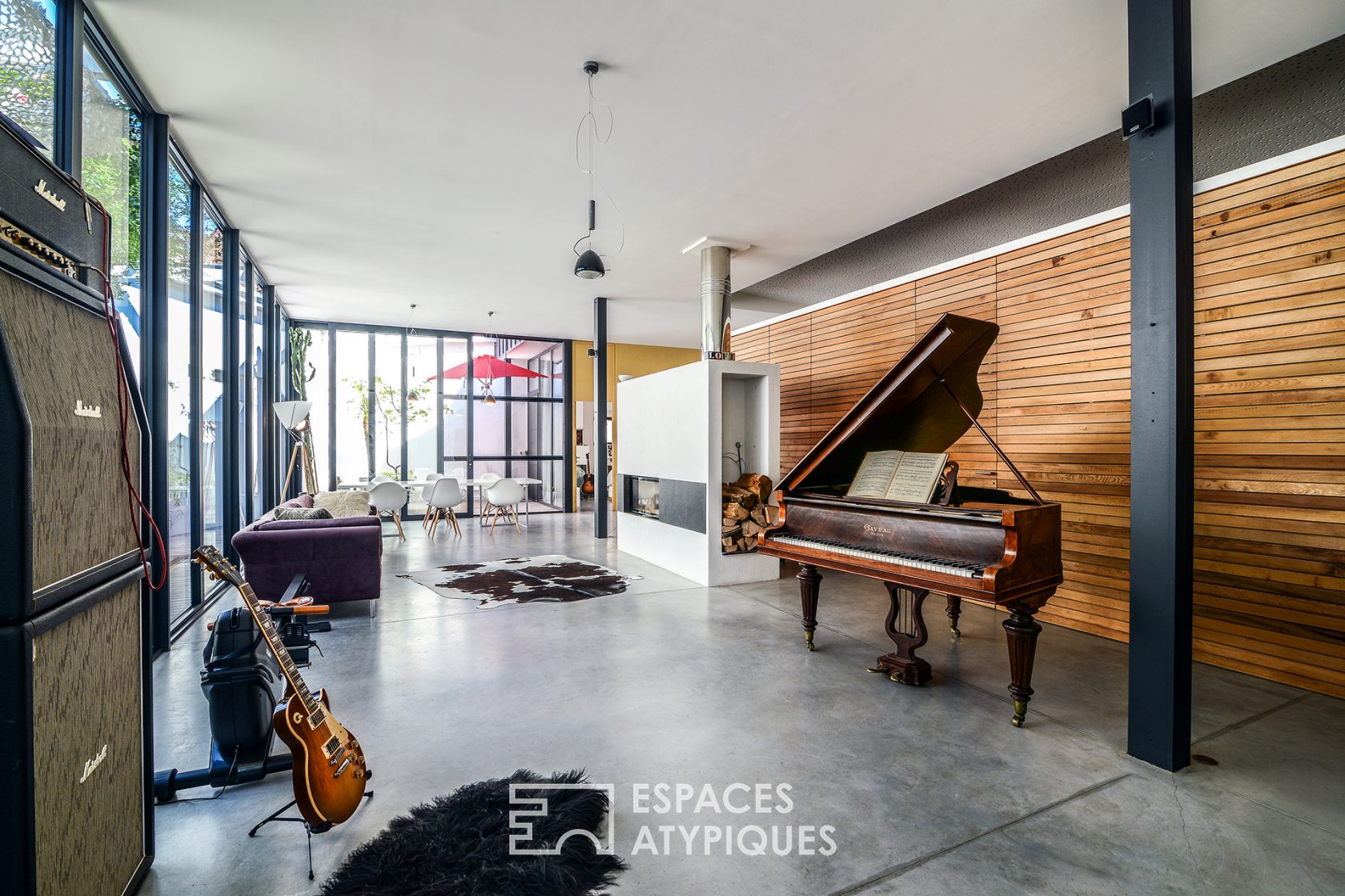 Exceptional loft in a former carpentry workshop