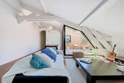 Attic apartment with terrace