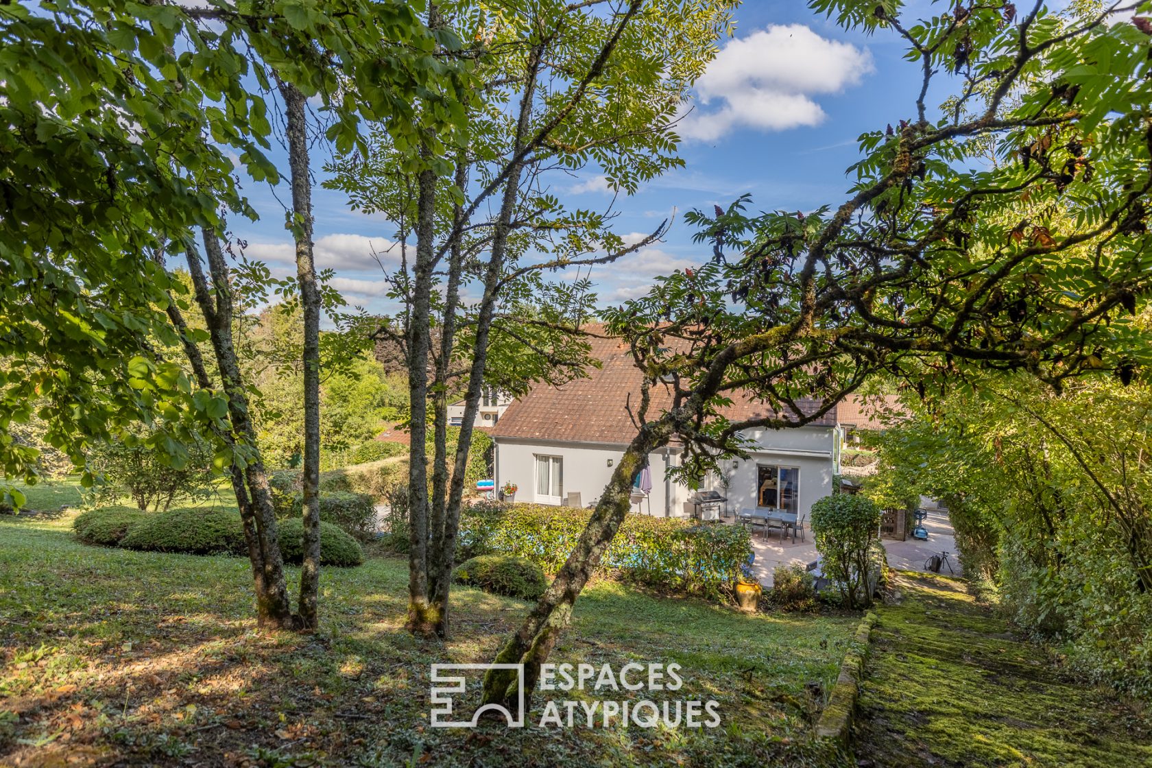 Villa familiale avec piscine et jardin aux portes de Metz