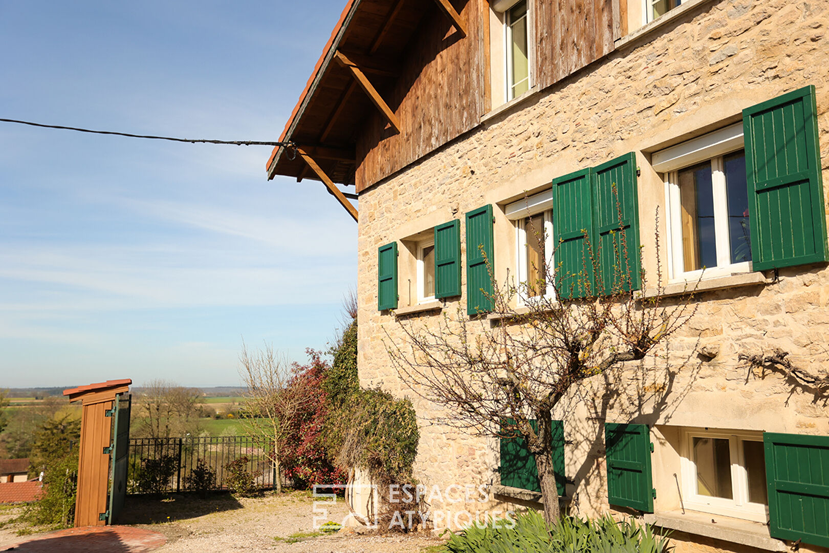 Charming house in a bucolic setting in Revermont