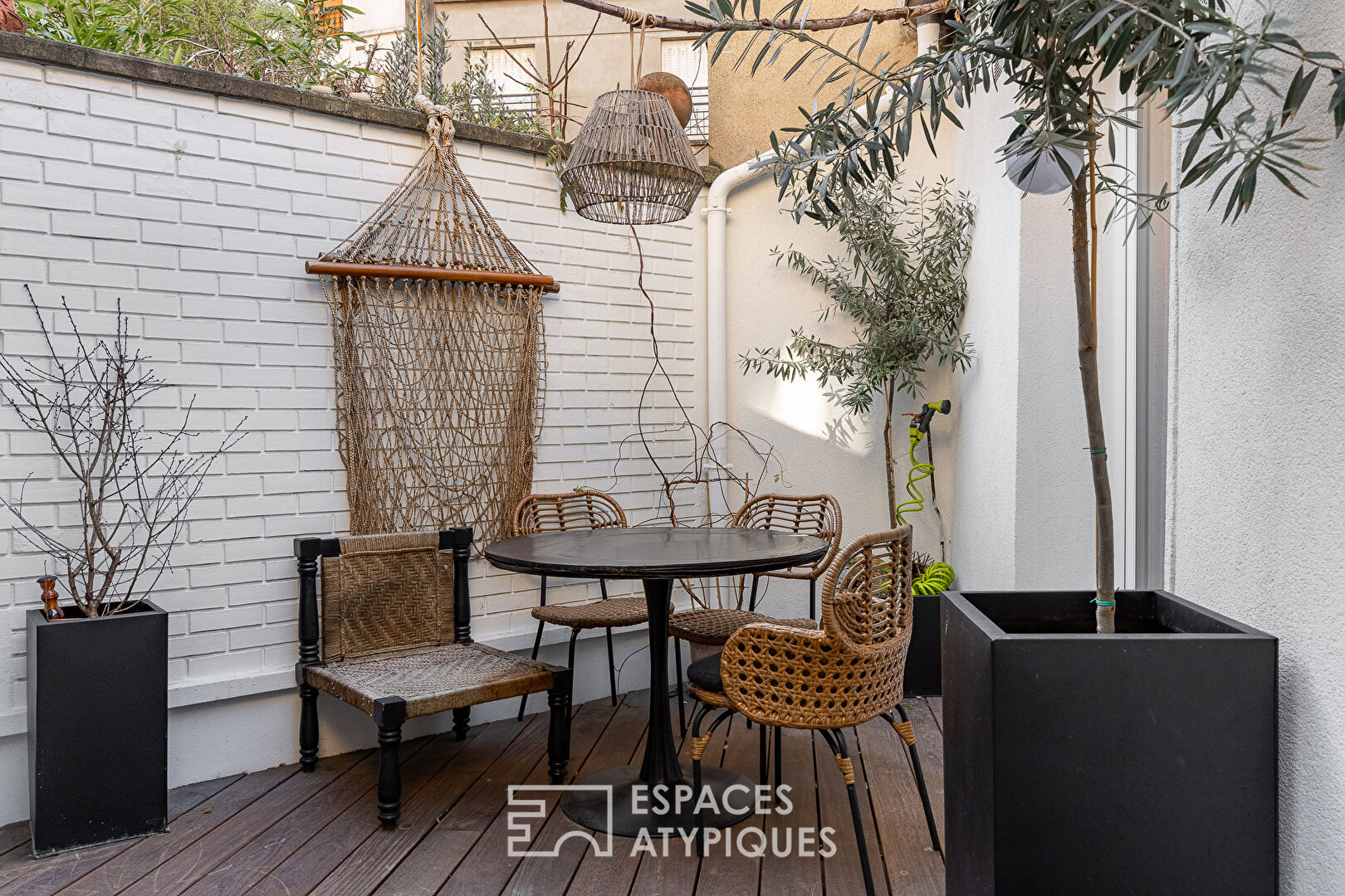 Atelier en duplex à usage mixte avec terrasses