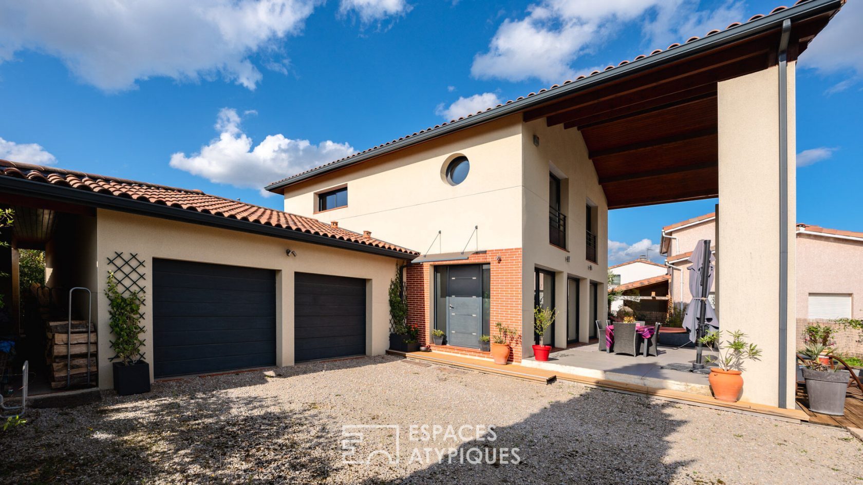 Family house in Colomiers with swimming pool and garage