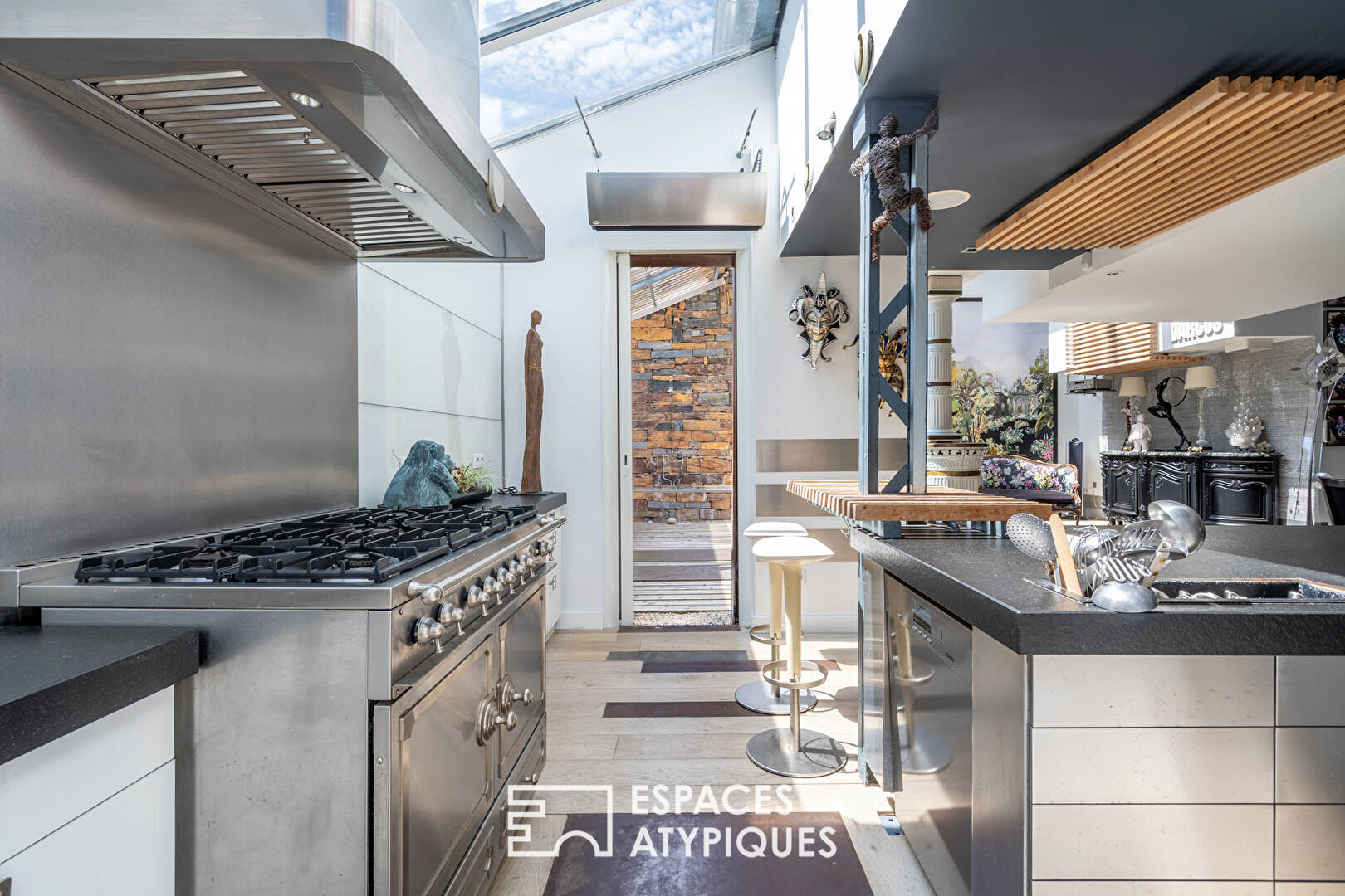 Loft majestueux avec terrasse et patio