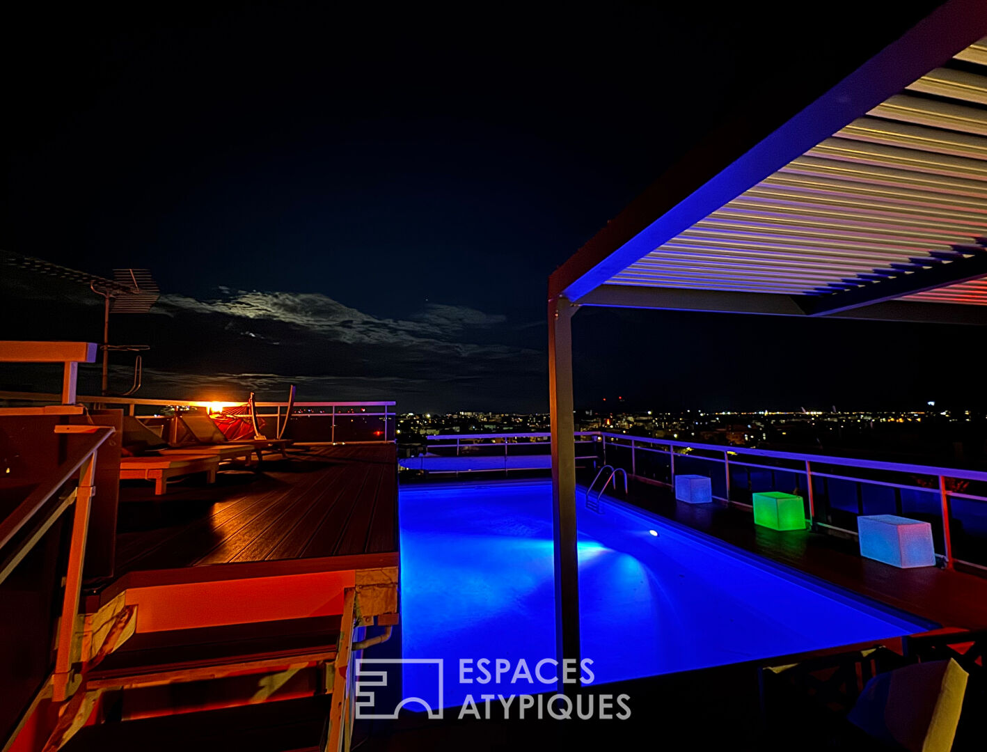 Incroyable rooftop avec piscine au coeur de Montpellier