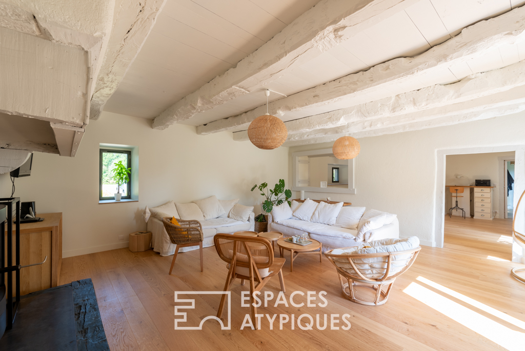 Longère bi-centenaire rénovée au calme d’un hameau