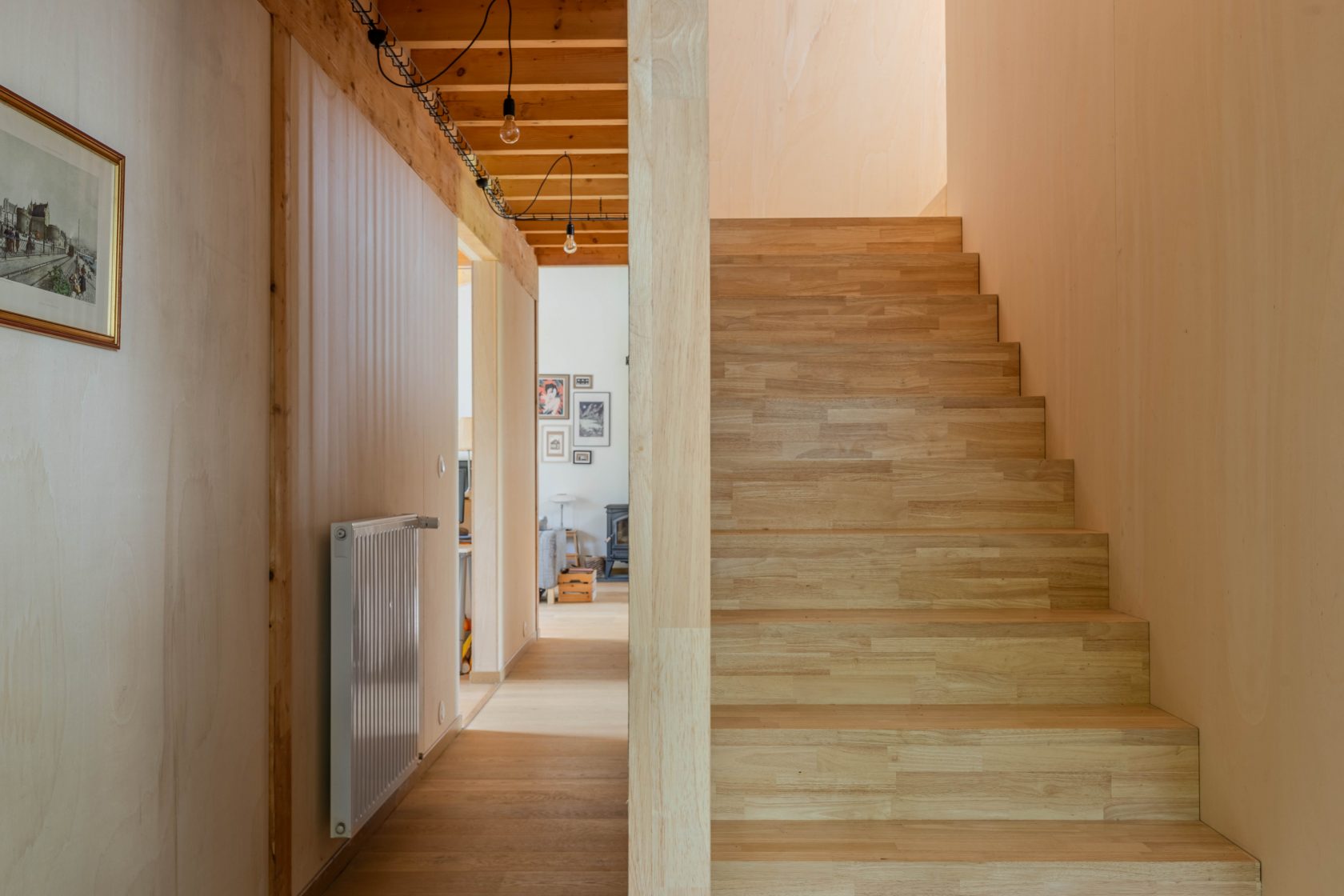 Superbe maison d’architecte en bois et son étang partagé