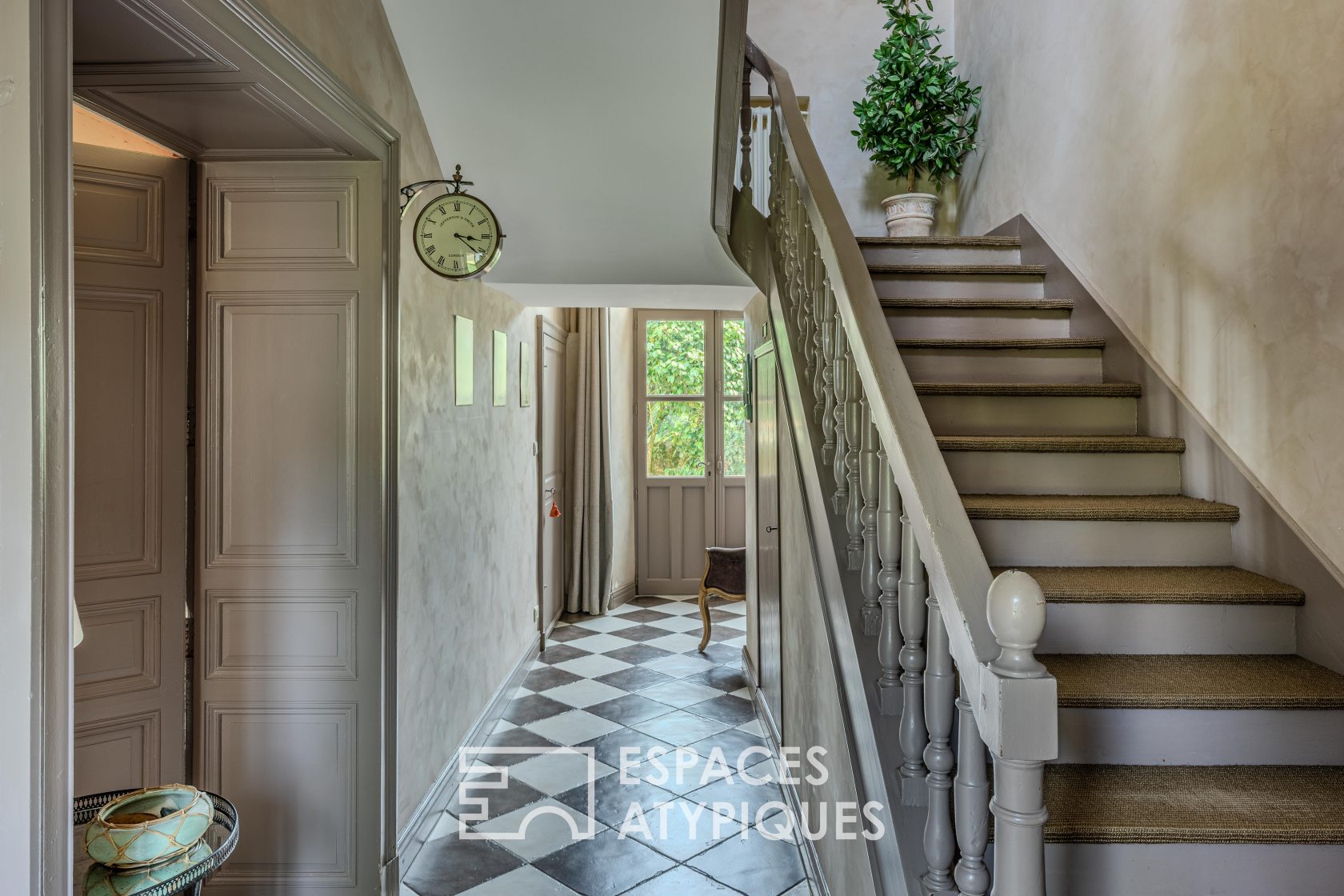 Charming residence in the city center of Clisson