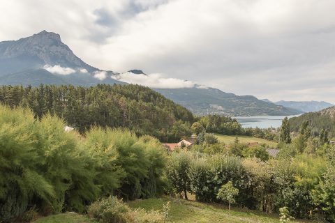 Superb villa with view of the Serre Ponçon lake