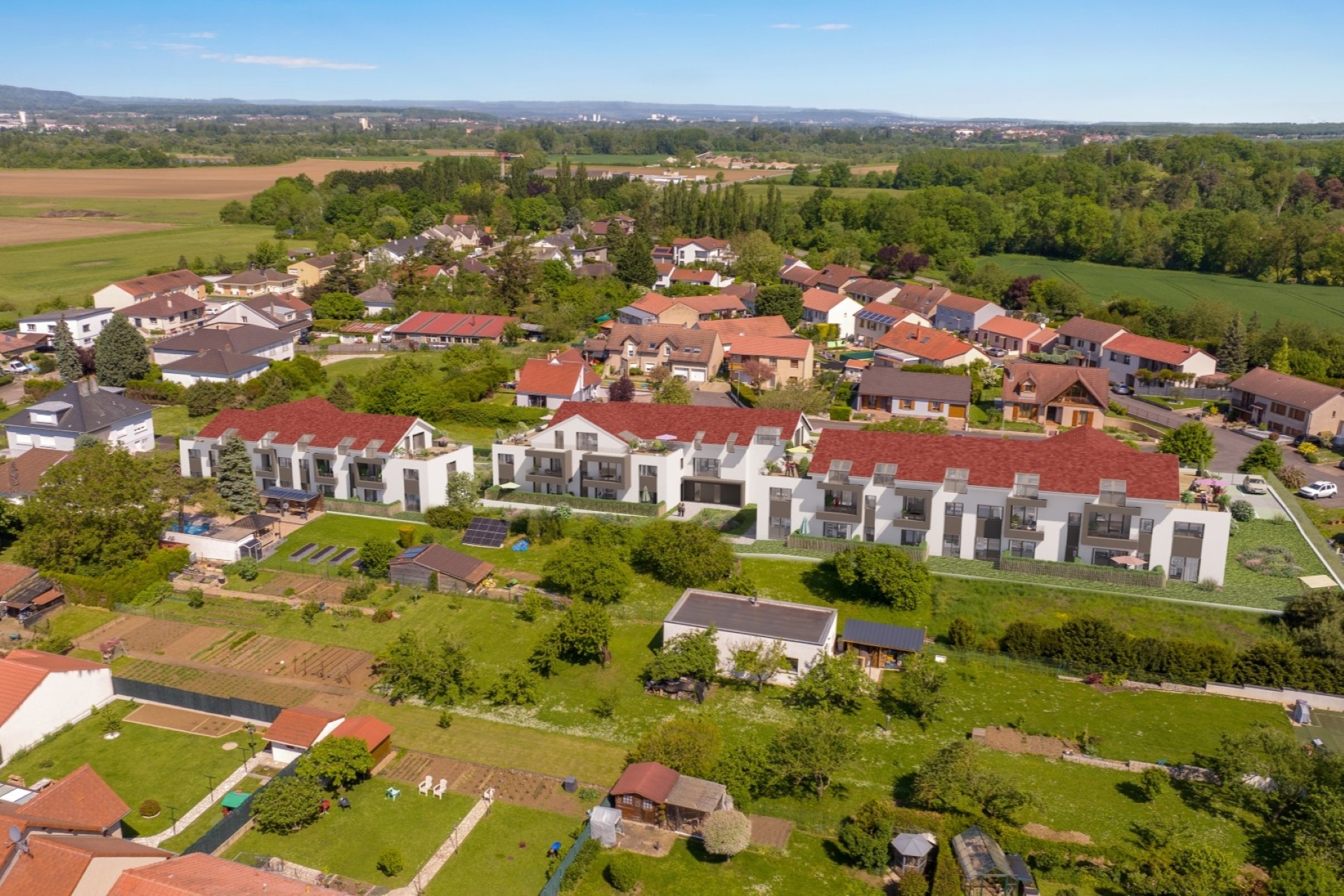 Garden level with terrace between Metz and Thionville