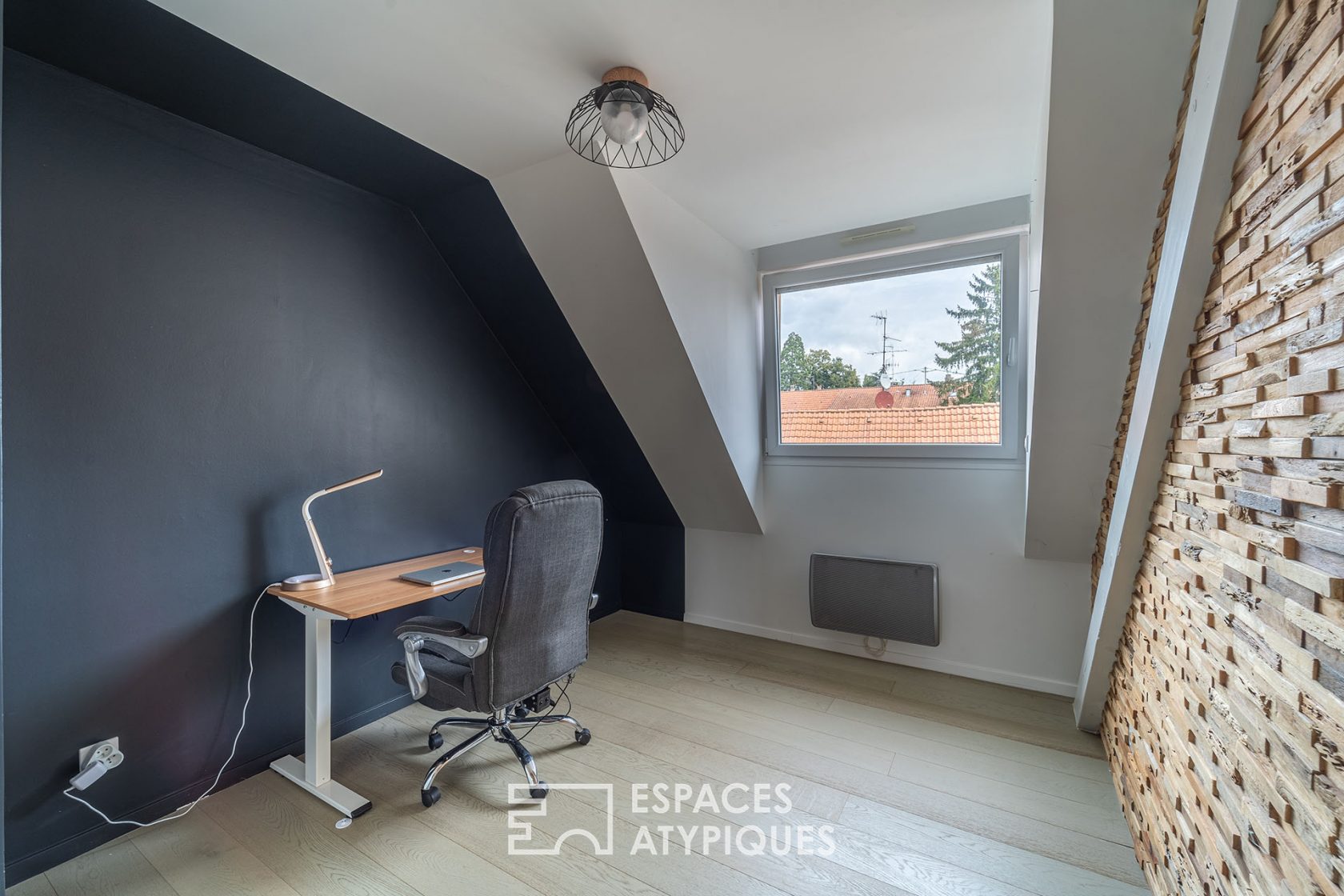 Duplex esprit loft et sa terrasse