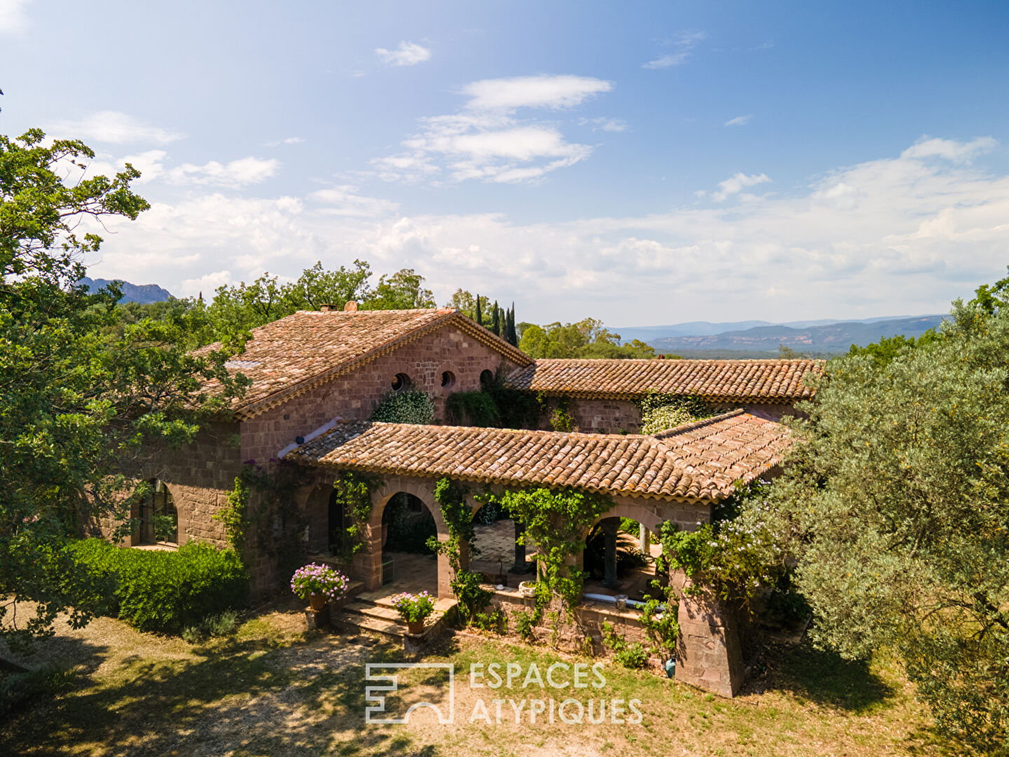 Domaine d’exception au coeur de la garrigue varoise