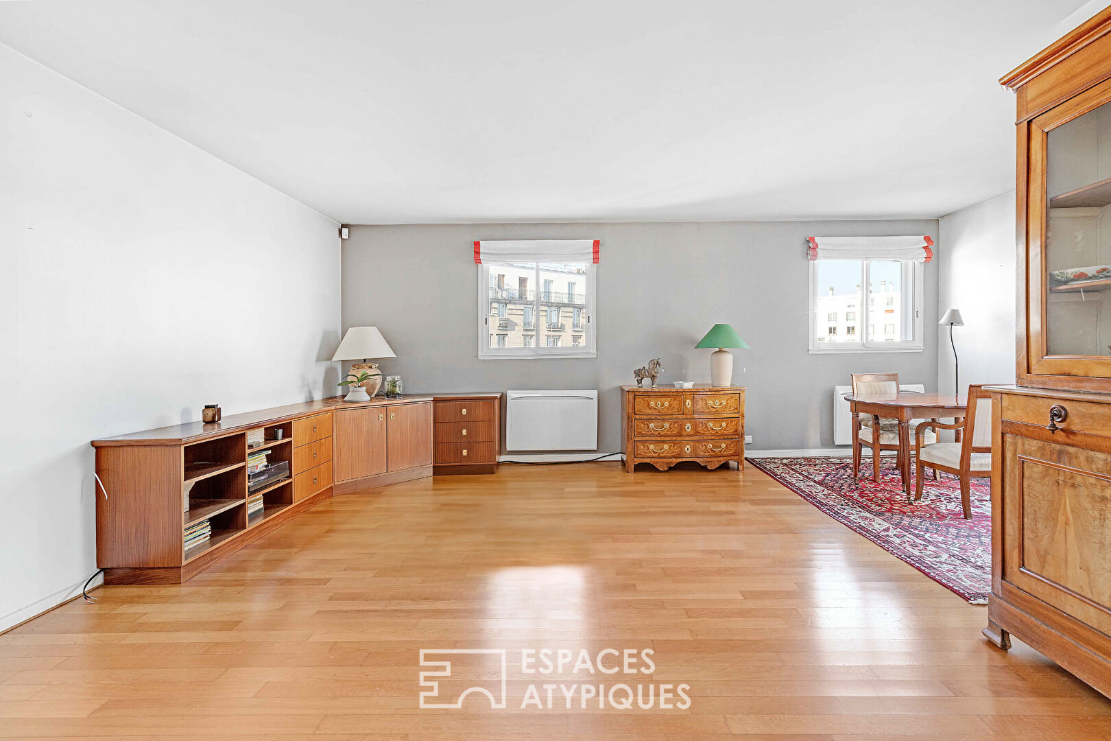 Penthouse avec terrasse à proximité du Parc Georges Brassens