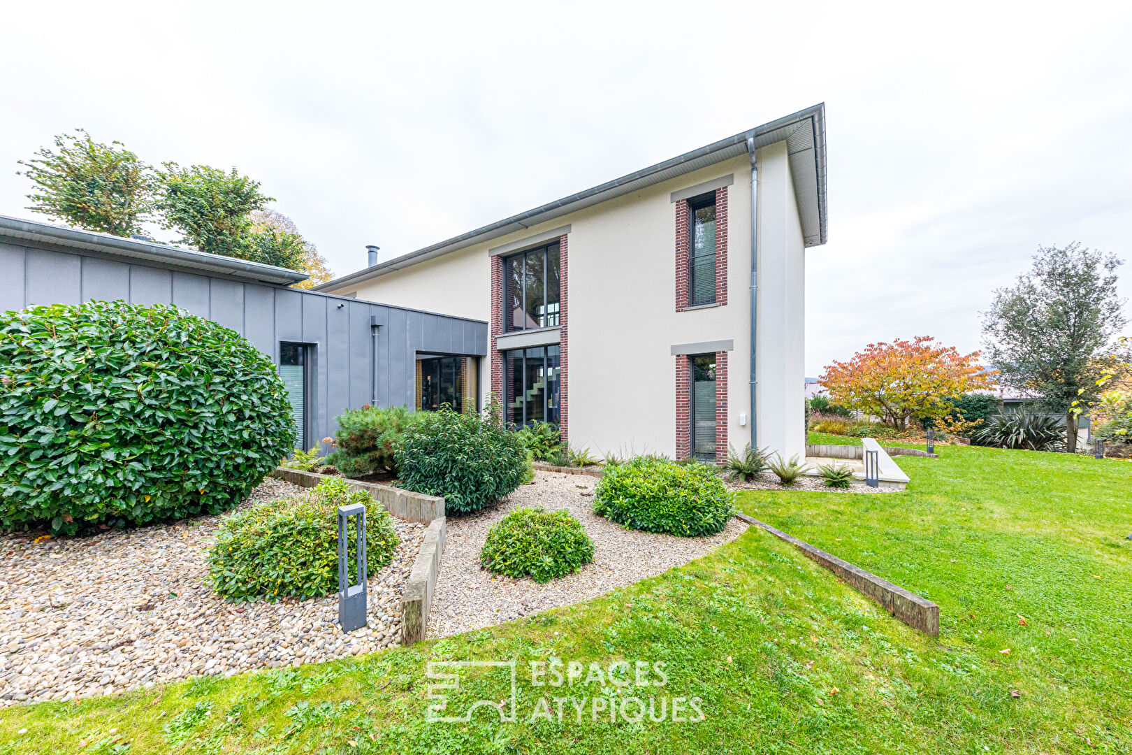 Magnifique maison contemporaine avec vue sur Paris à Saint Prix