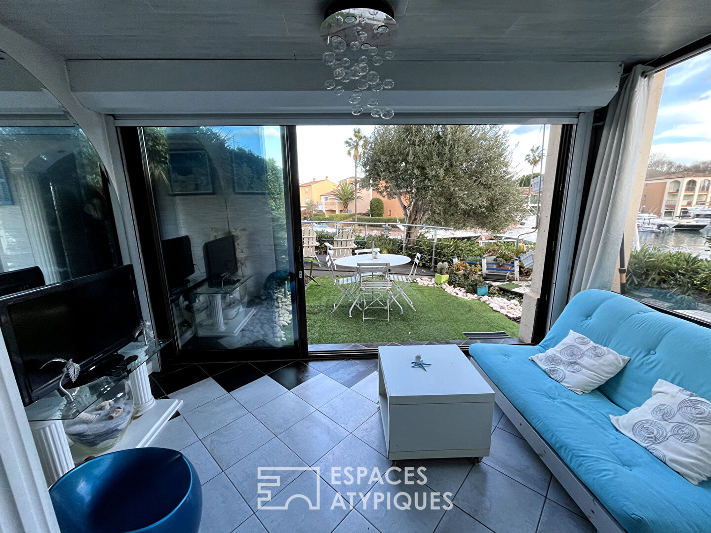 Appartement avec jardin et vue sur la marina