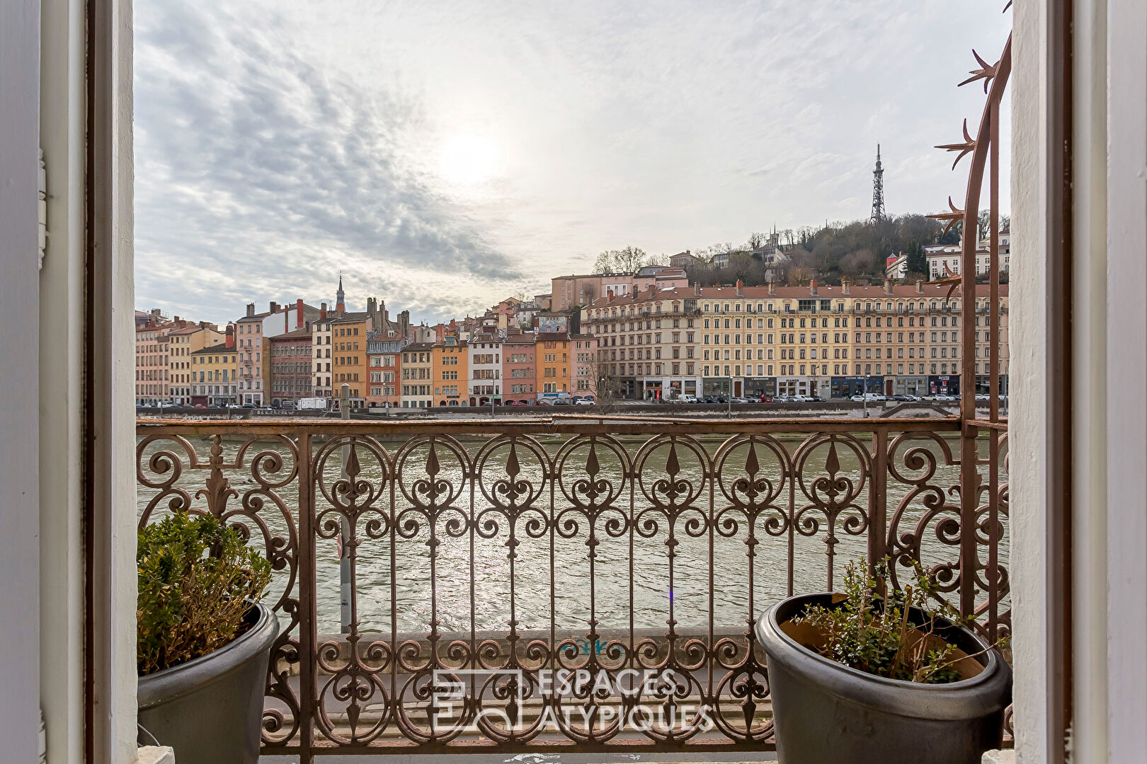 Appartement d’exception sur le quai Saint Vincent avec vue imprenable sur la Saône