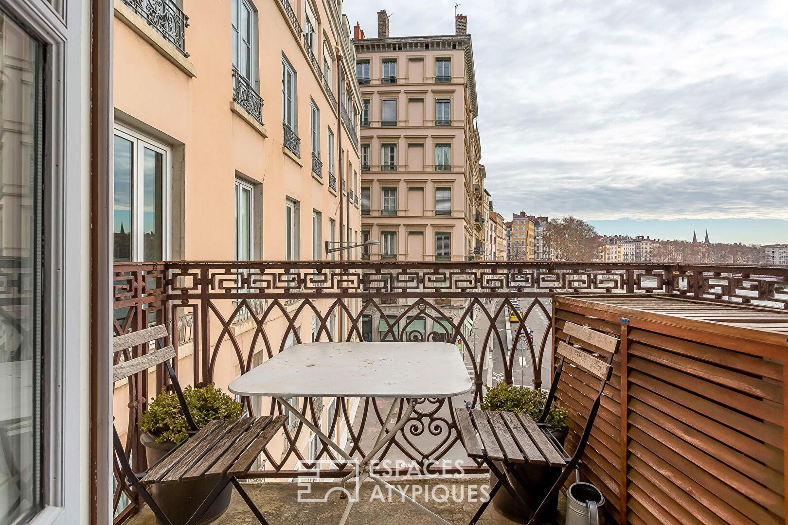 Appartement d’exception sur le quai Saint Vincent avec vue imprenable sur la Saône