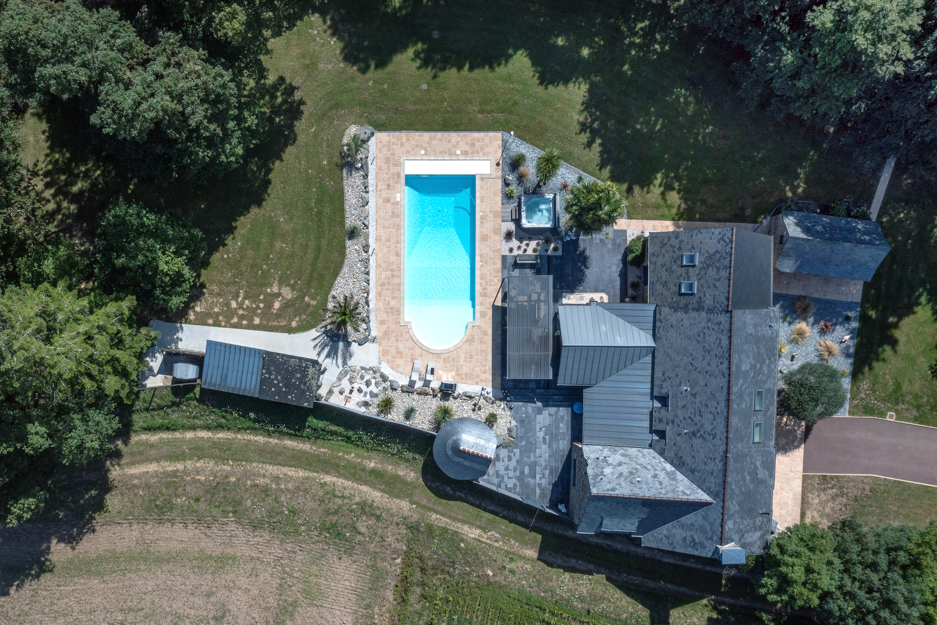 Charmante propriété de caractère avec piscine