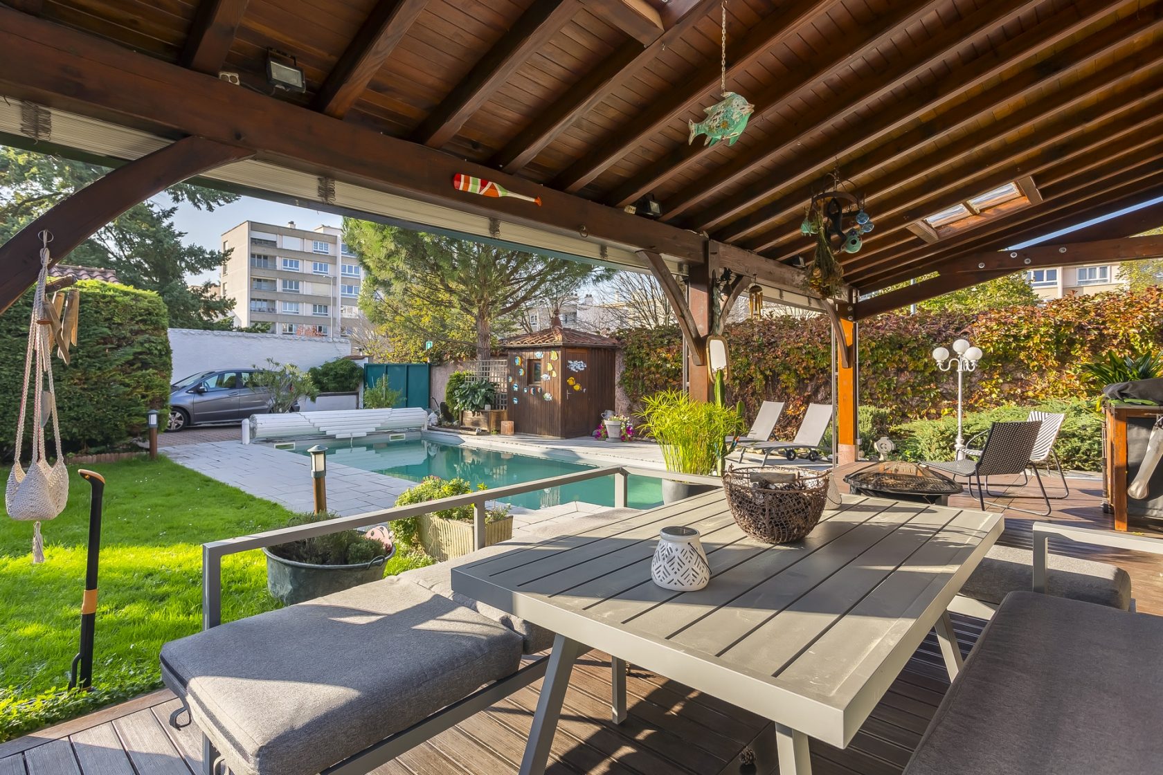 Maison avec piscine au cadre bucolique