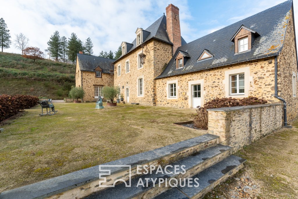 Manoir du XVIIème siècle rénové et son domaine de 25 hectares