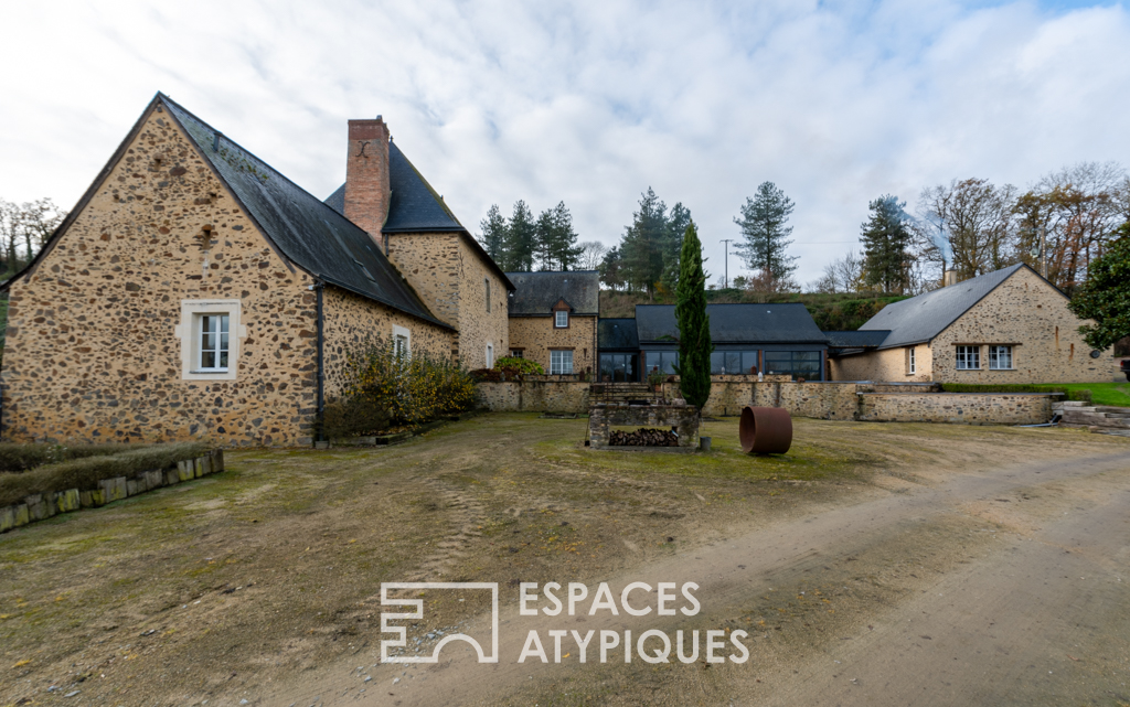 Manoir du XVIIème siècle rénové et son domaine de 25 hectares