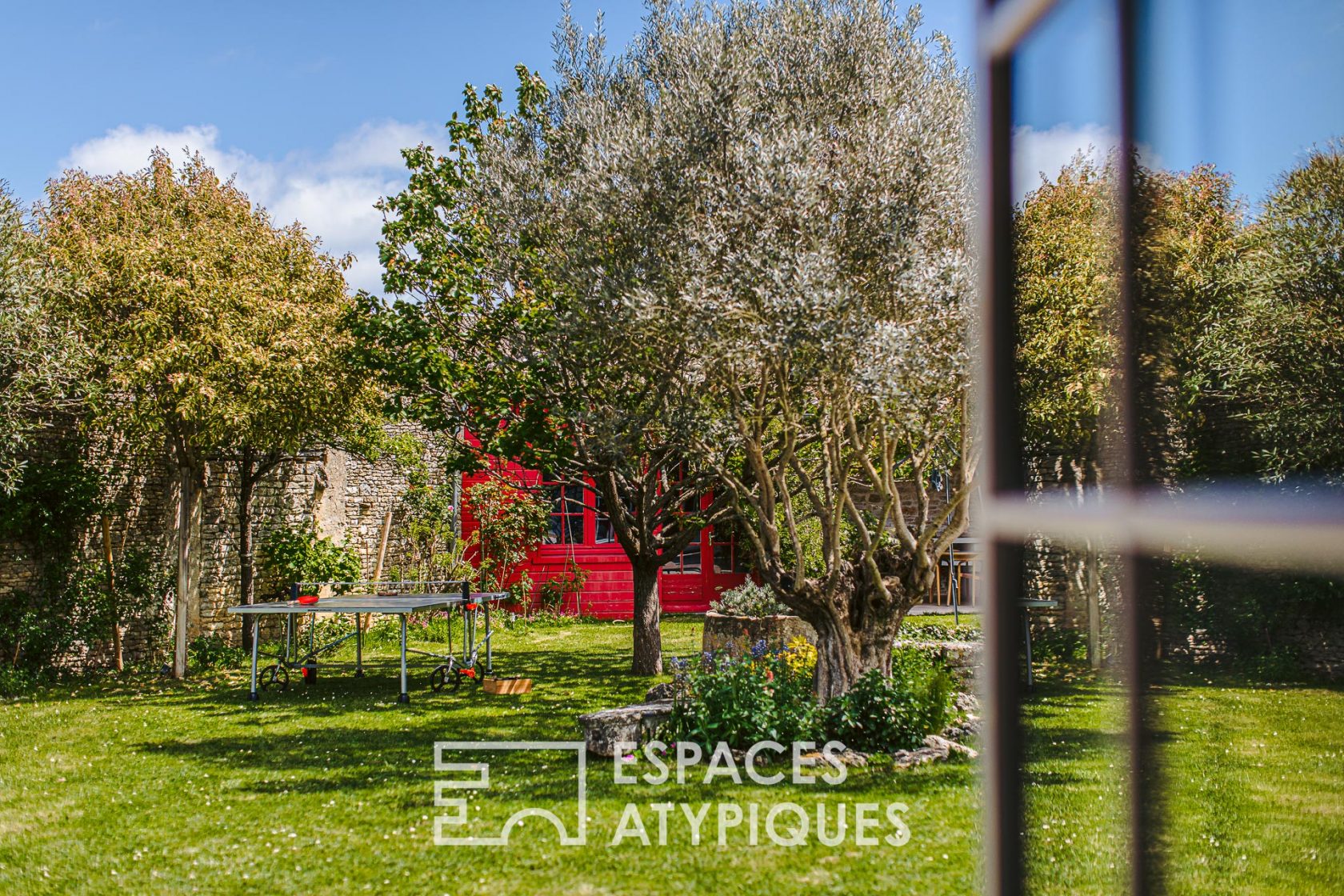 Maison entre charme et sérénité avec piscine