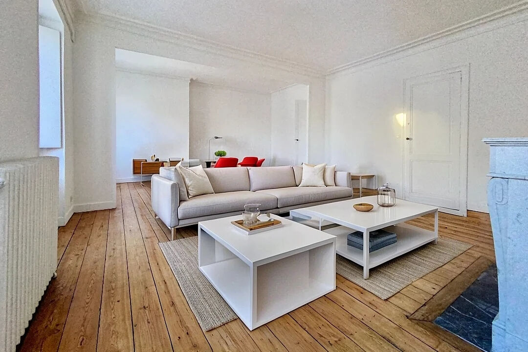 Appartement bourgeois avec ascenseur au coeur de Bordeaux