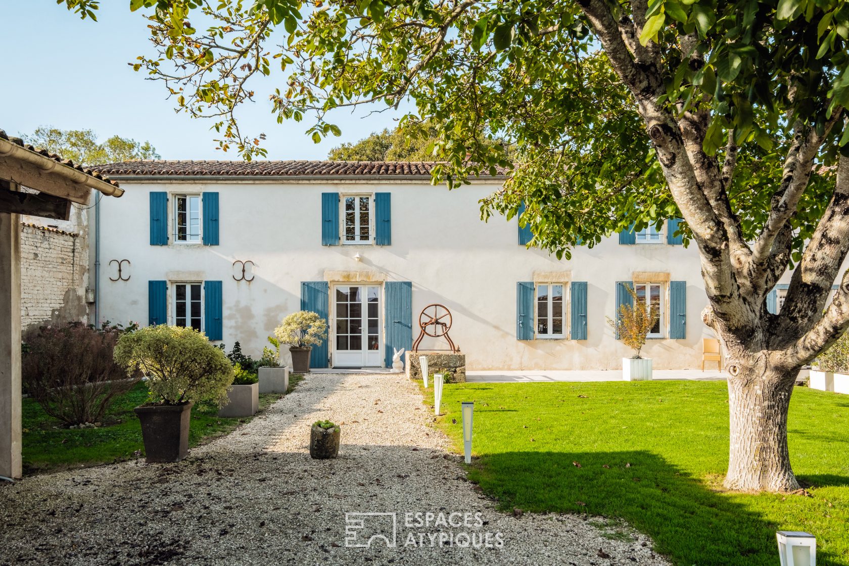 Charme authentique et confort moderne à proximité de La Rochelle