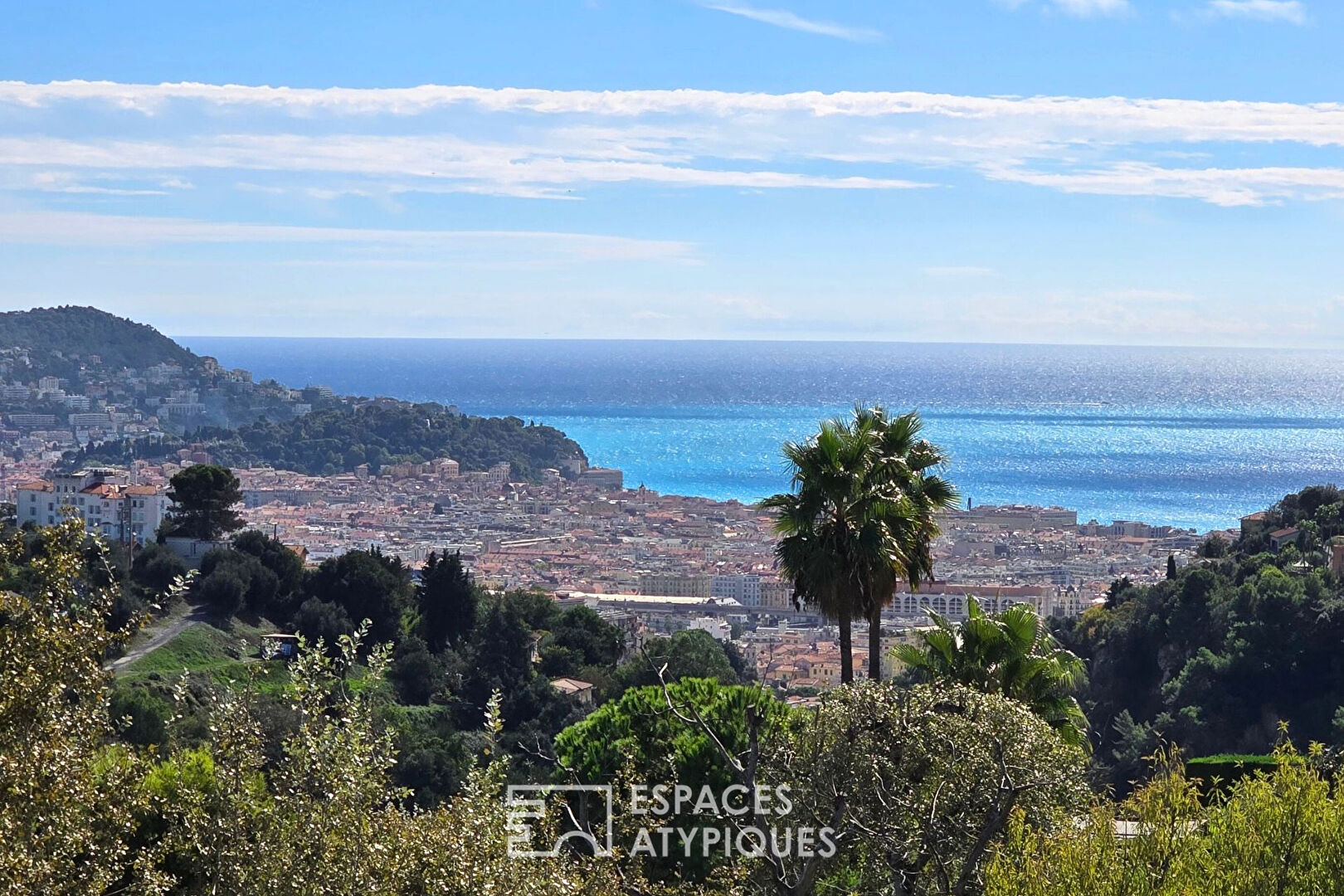 Villa contemporaine sur les collines de Nice