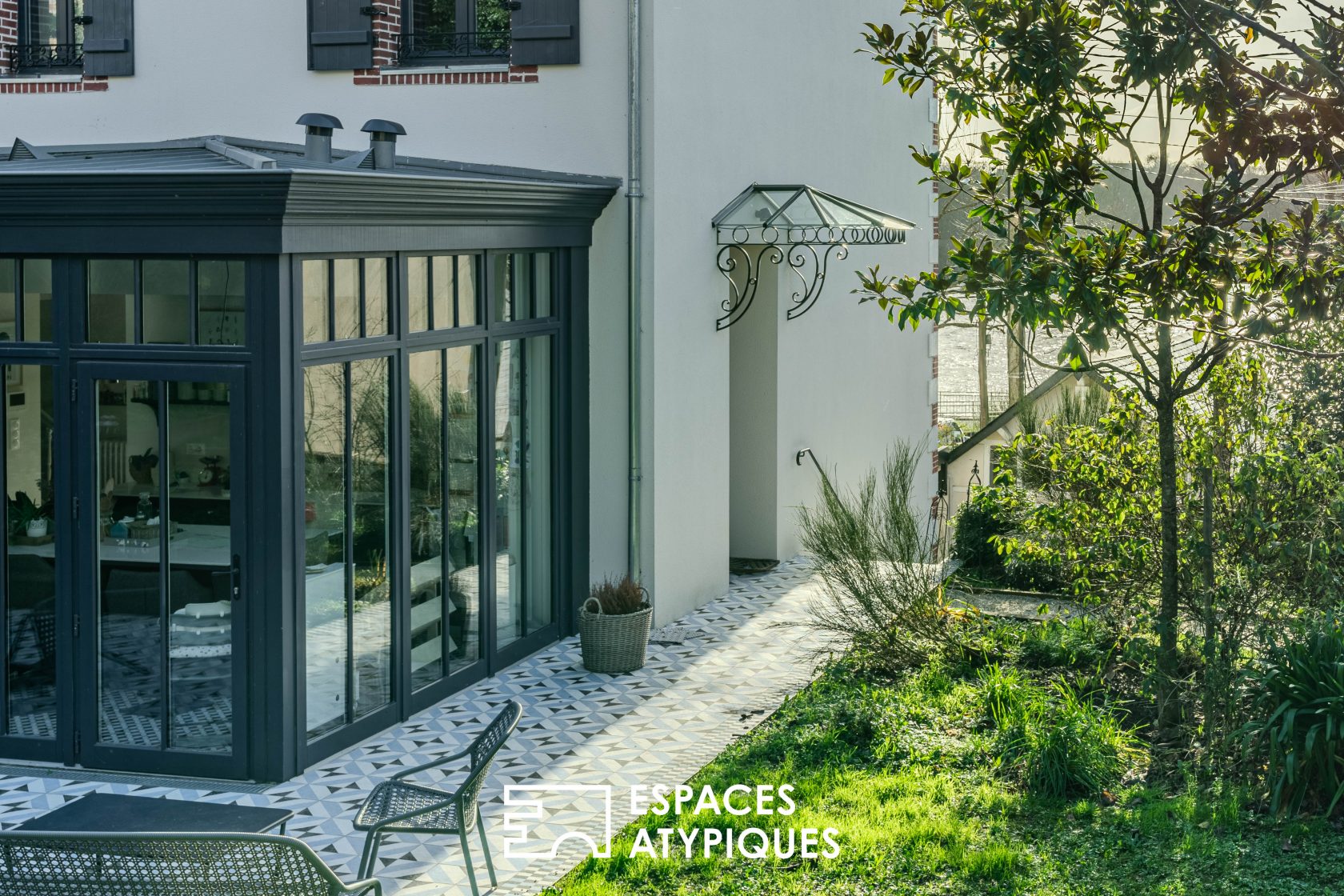 Chaleureuse demeure rénovée par architecte en bord de Loire