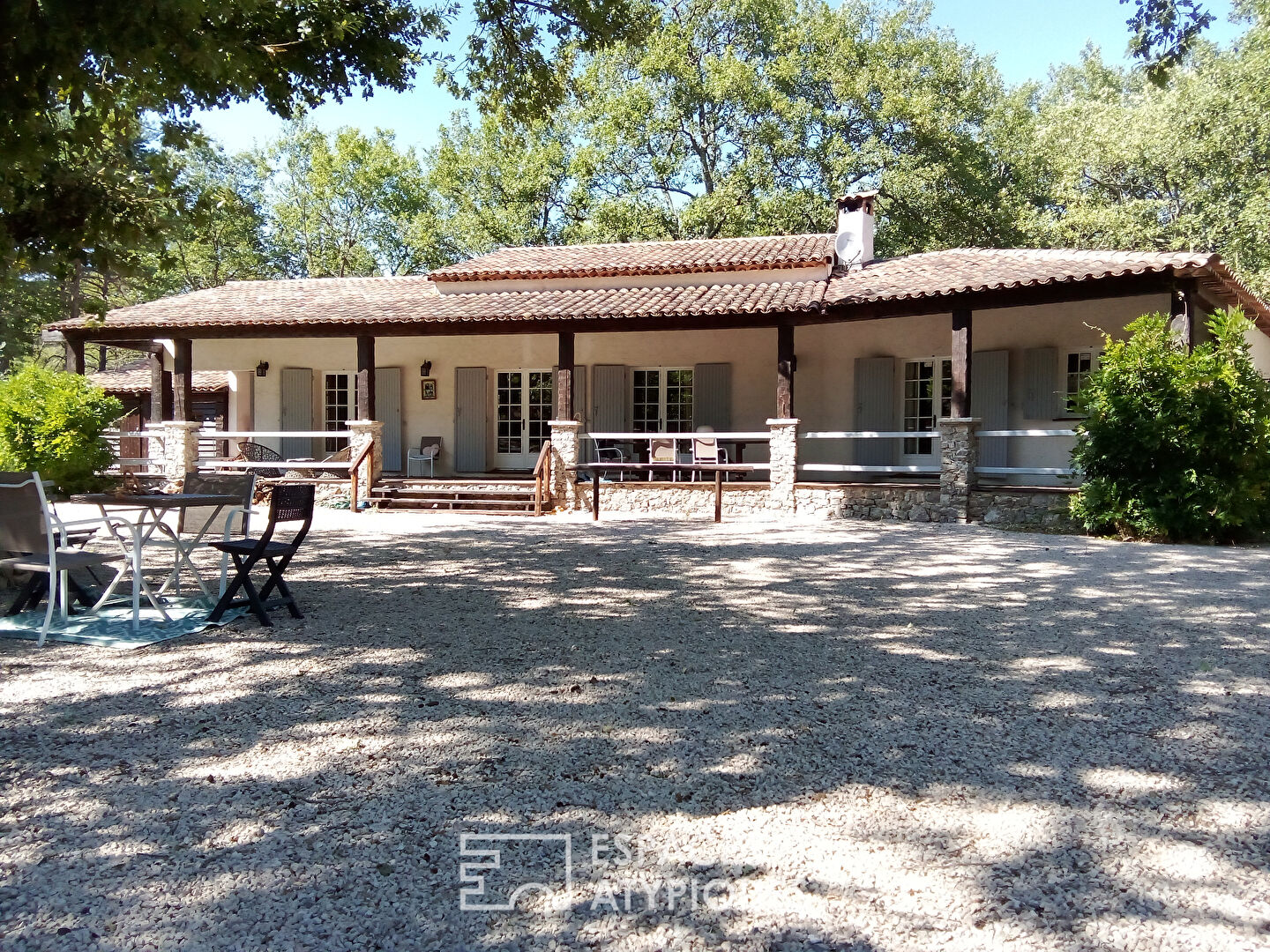 Maison de plain-pied aux allures de Ranch