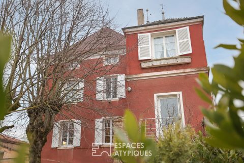 Ensemble de deux maisons de caractère dans village viticole