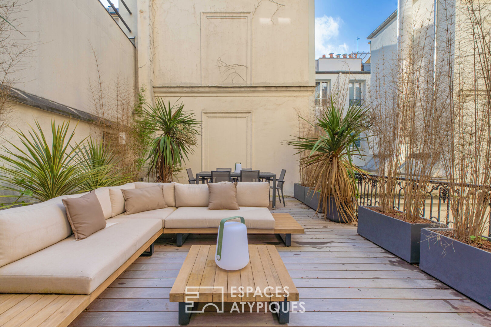 Appartement loft esprit maison avec terrasse Marché Cadet