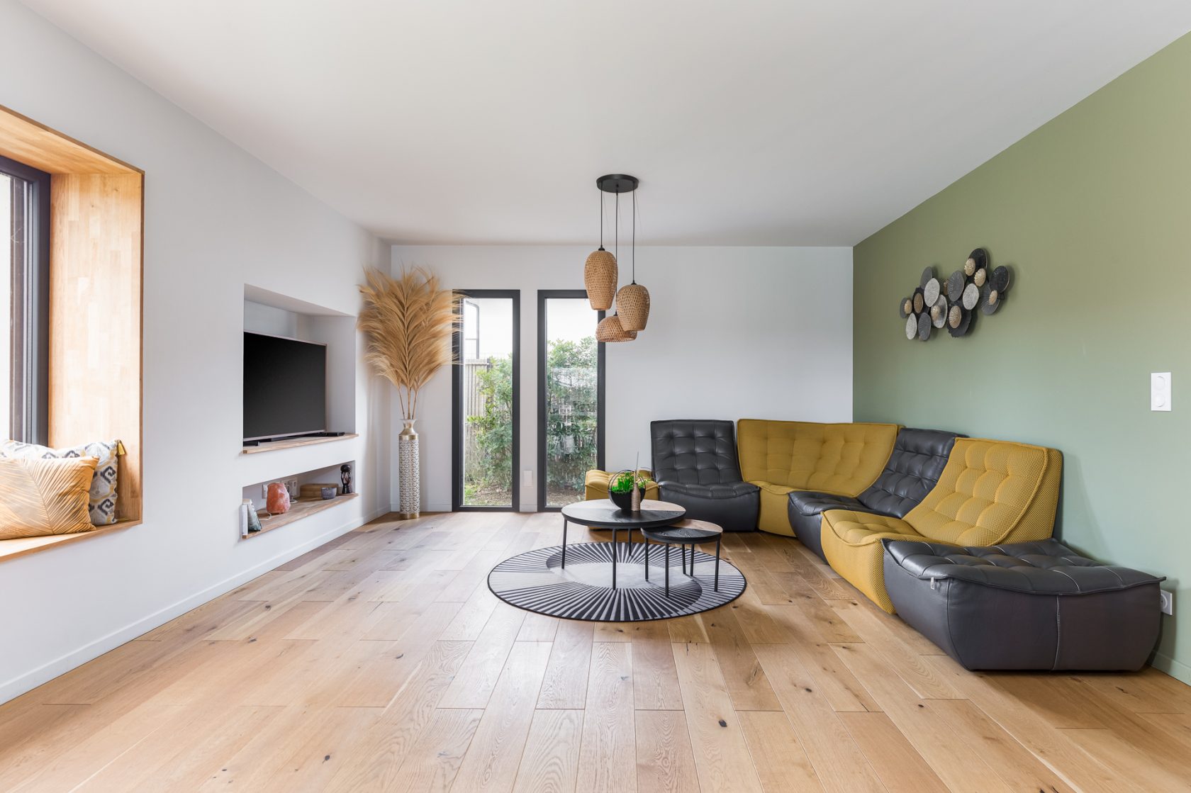 Élégante et lumineuse maison contemporaine avec piscine à Fronton