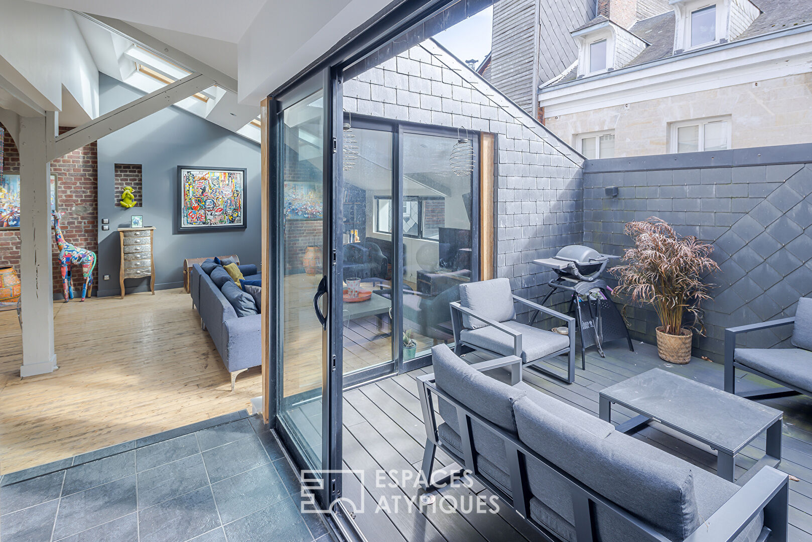 Loft-style apartment in the center of Rouen