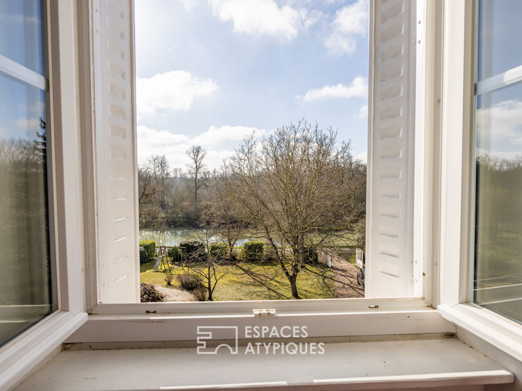 Maison de charme à la campagne avec magnifique vue