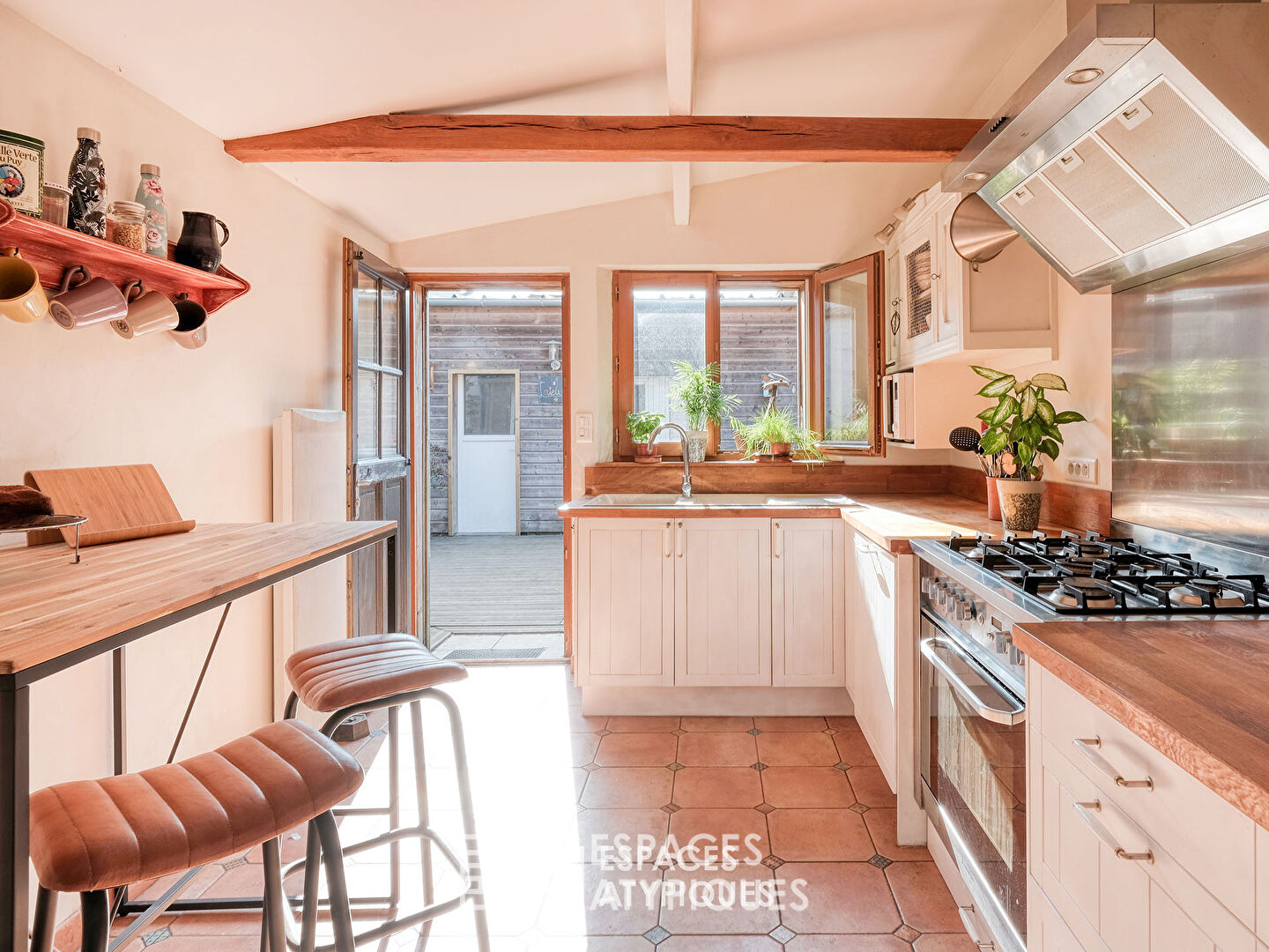 Charmante maison vigneronne avec jardin et son studio indépendant