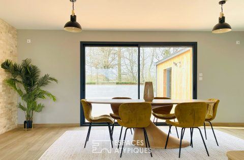 Maison en bois avec piscine