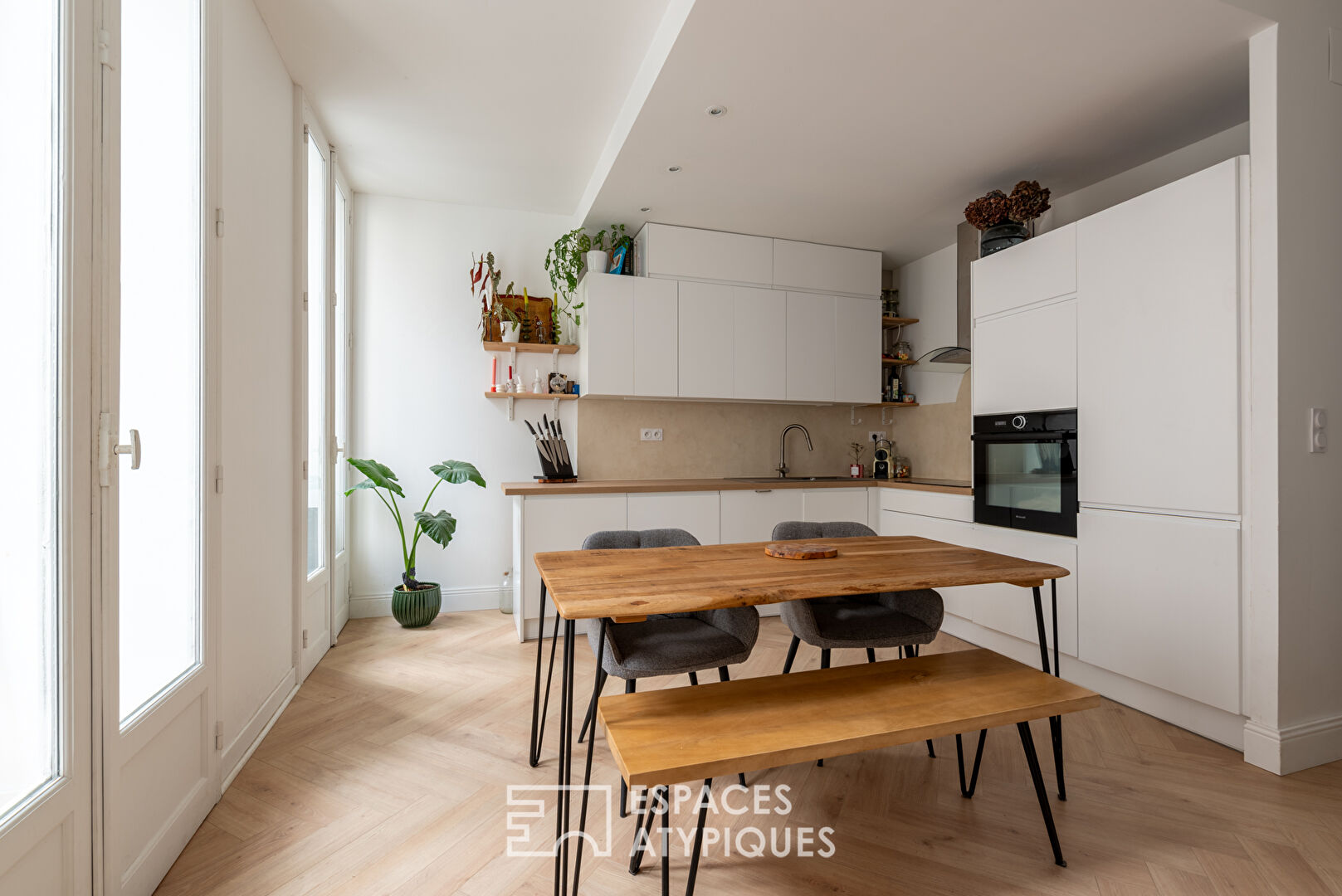 Le charme envers et contre tout . Appartement type 3 –  centre historique de Rennes