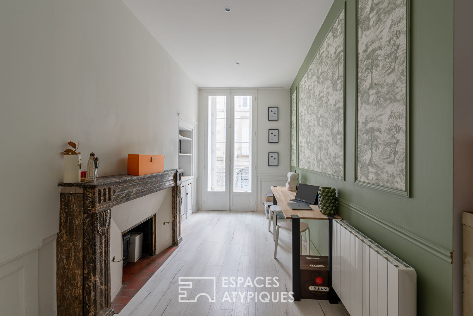 Le charme envers et contre tout . Appartement type 3 –  centre historique de Rennes