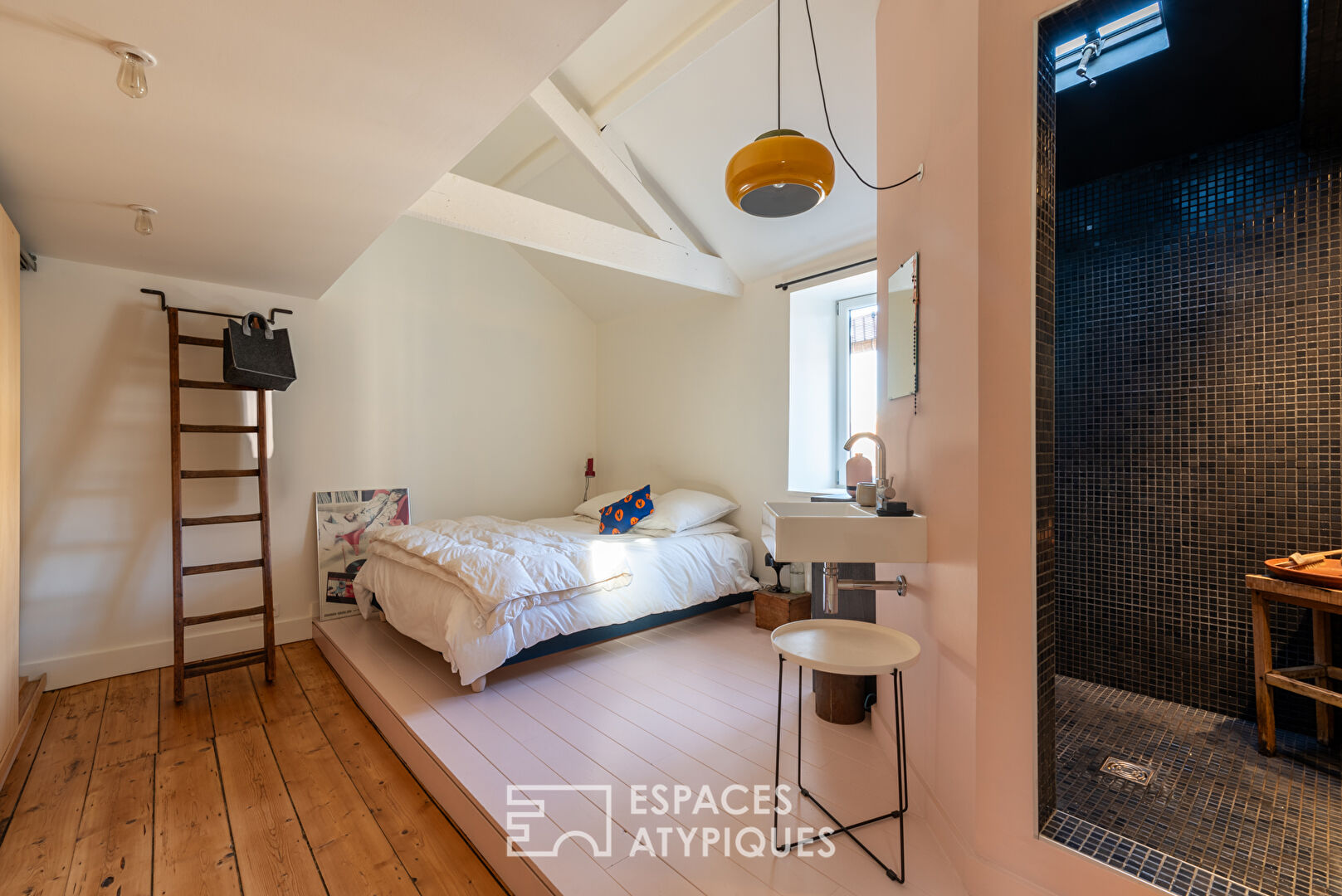 Esprit loft avec deux chambres – centre ville Rennes