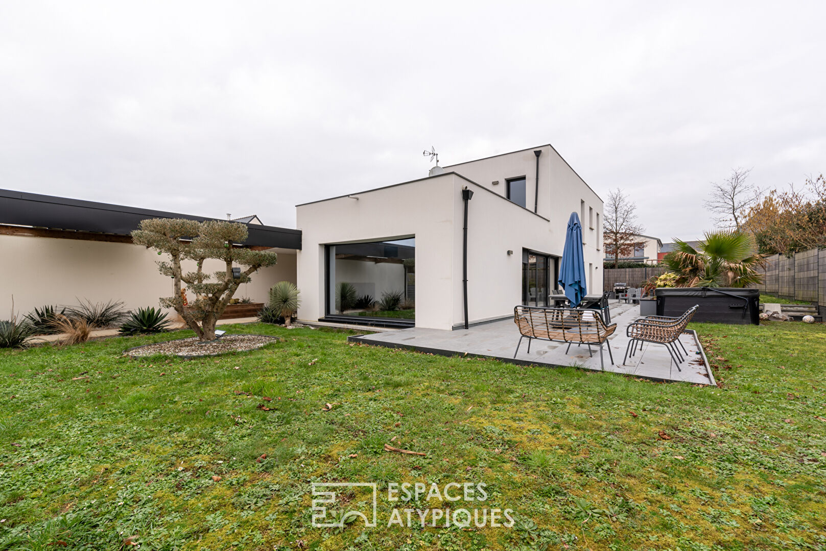 Maison architecte – 4 chambres – 210 m² – DOMLOUP