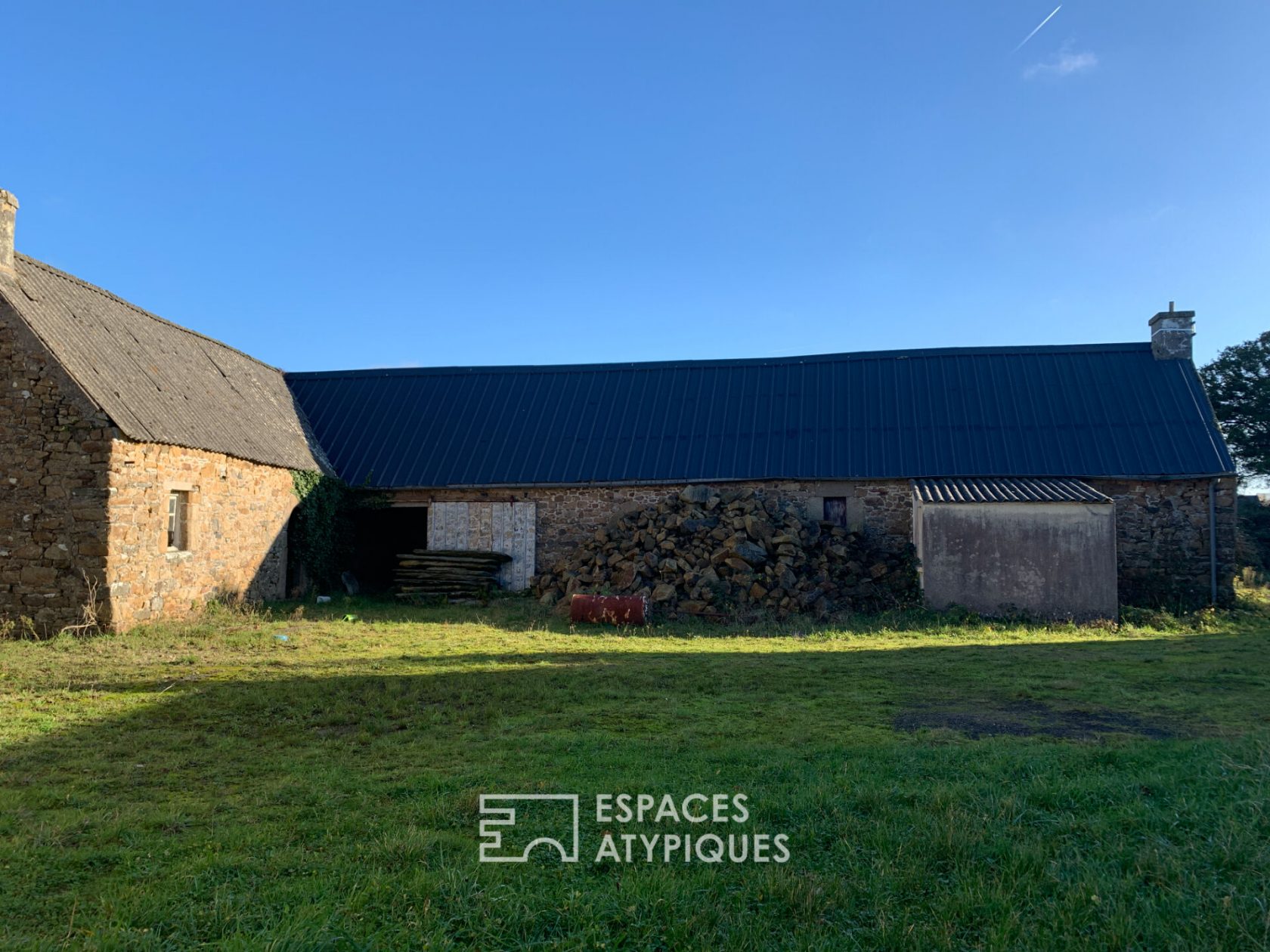 Authentic farmhouse to rehabilitate