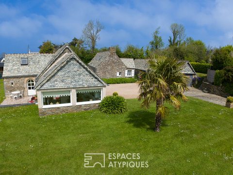 Authentique corps de ferme en bord de mer